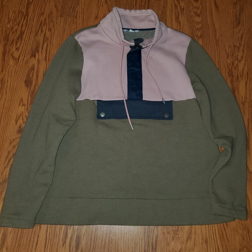 Ladies LL Bean Signature Olive and Pink Sweater/Jacket
